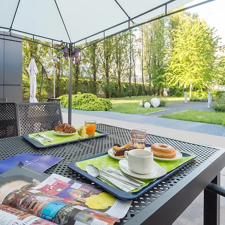 Camplus Turro Casa Per Ferie Appartement Milaan